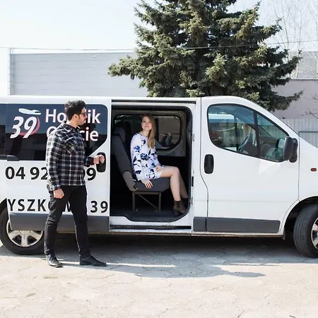 Albergue Okecie 39 - I Parking Blisko Lotnisko Okecie Varsóvia