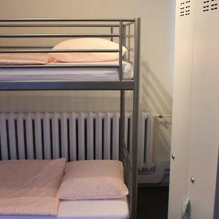 Okecie 39 - I Parking Blisko Lotnisko Okecie * Varsóvia