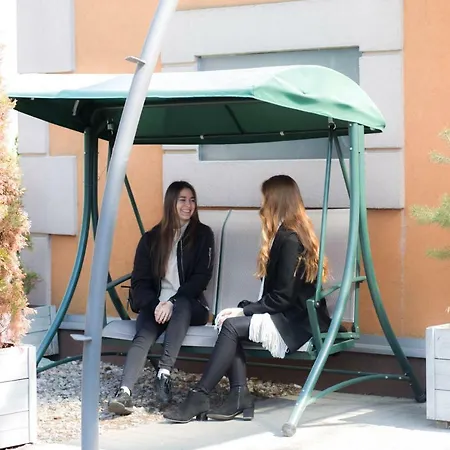 Okecie 39 - I Parking Blisko Lotnisko Okecie * ורשה