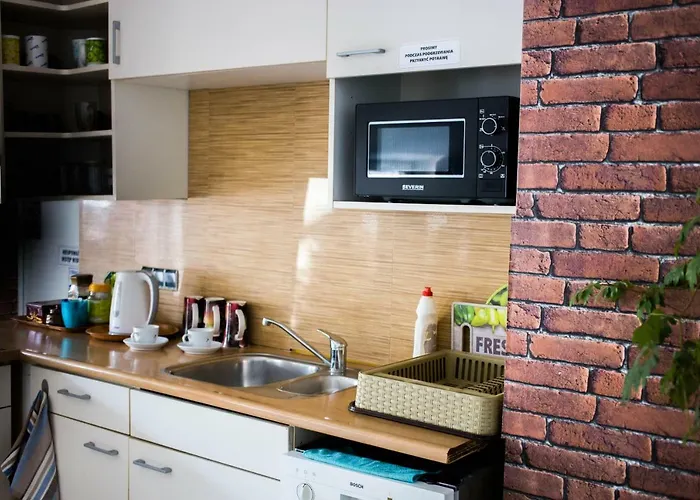 Okecie 39 - I Parking Blisko Lotnisko Okecie *