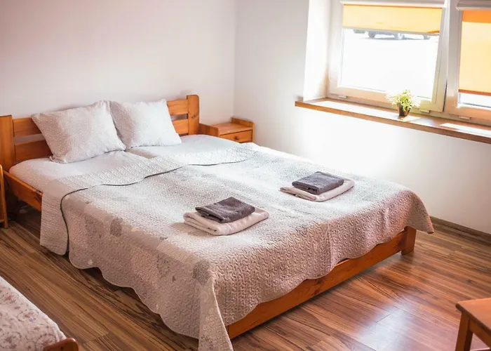 Okecie 39 - I Parking Blisko Lotnisko Okecie Βαρσοβία