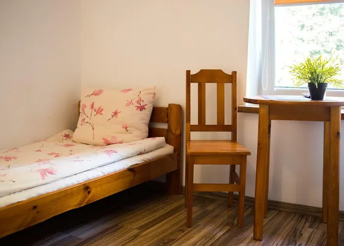 Okecie 39 - I Parking Blisko Lotnisko Okecie Hostel Βαρσοβία