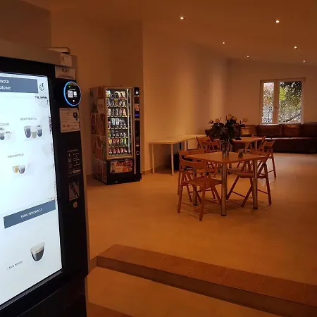 Okecie 39 - I Parking Blisko Lotnisko Okecie Auberge de jeunesse Varsovie