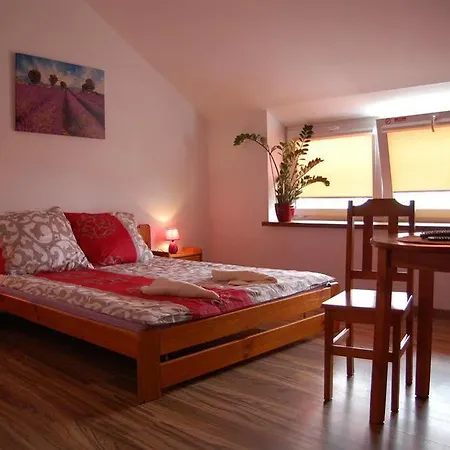 Auberge de jeunesse Okecie 39 - I Parking Blisko Lotnisko Okecie